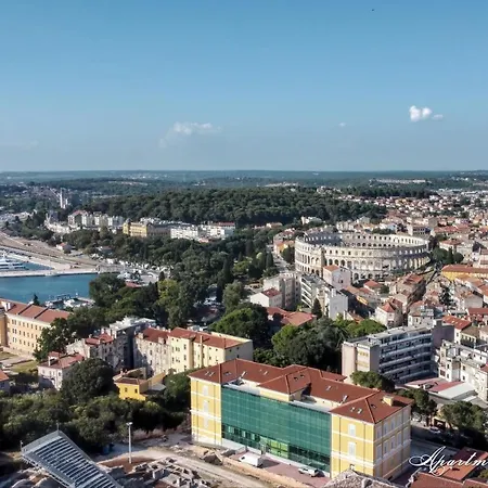 Apartment Penthouse Leonarda With Private Parking *